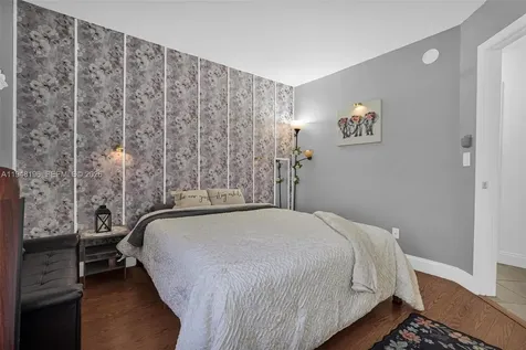 1975 NW 191st Avenue Pembroke Pines FL 33029