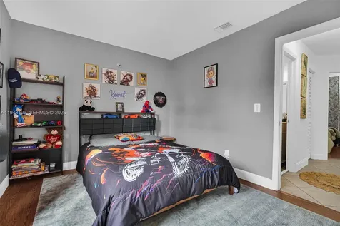 1975 NW 191st Avenue Pembroke Pines FL 33029