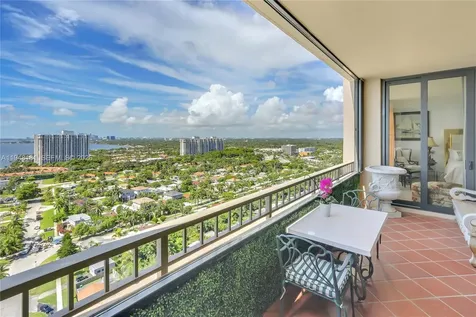 11113 Biscayne Boulevard Miami FL 33181