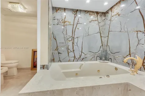 11113 Biscayne Boulevard Miami FL 33181