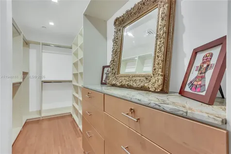 11113 Biscayne Boulevard Miami FL 33181