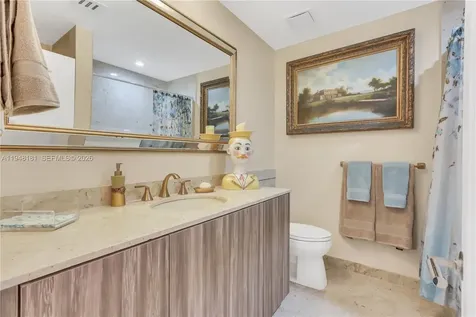11113 Biscayne Boulevard Miami FL 33181
