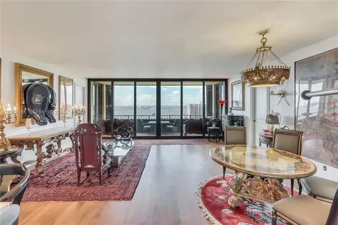11113 Biscayne Boulevard Miami FL 33181