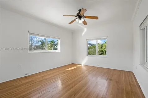 1510 S Treasure Drive North Bay Village FL 33141