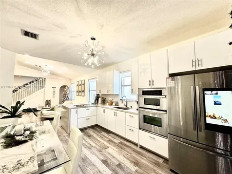 2101 NE 37th Terrace Homestead FL 33033