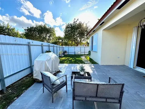 2101 NE 37th Terrace Homestead FL 33033