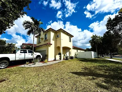 2101 NE 37th Terrace Homestead FL 33033