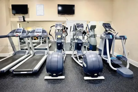 2101 NE 37th Terrace Homestead FL 33033