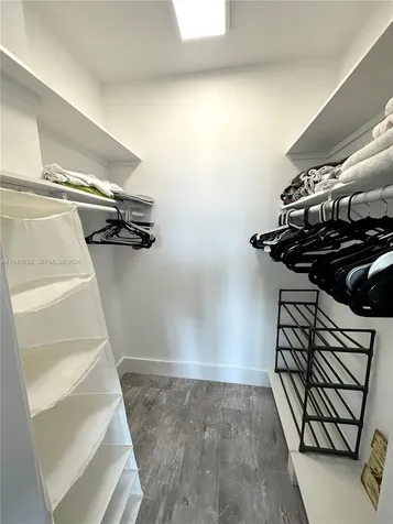 100 Lincoln Road Miami Beach FL 33139