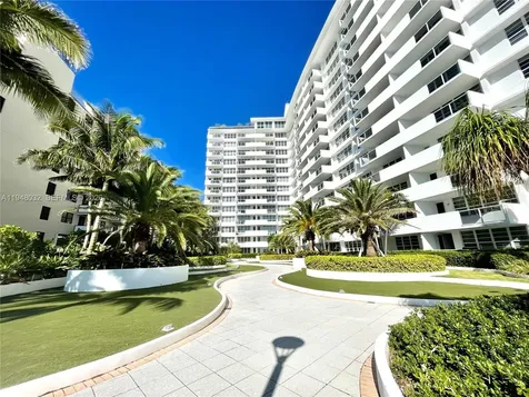 100 Lincoln Road Miami Beach FL 33139