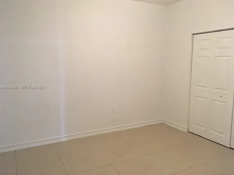 5091 NW 7th Street Miami FL 33126