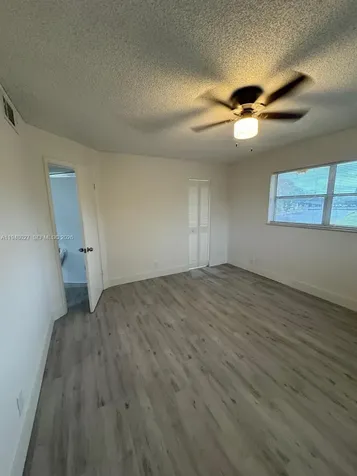 8051 S Colony Circle S Tamarac FL 33321