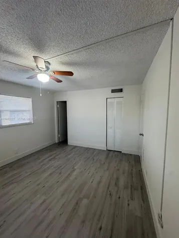 8051 S Colony Circle S Tamarac FL 33321