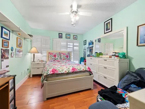 21121 SW 85th Avenue Cutler Bay FL 33189