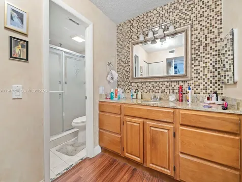 21121 SW 85th Avenue Cutler Bay FL 33189