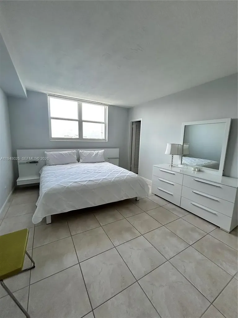 3000 S Ocean Drive Hollywood FL 33019