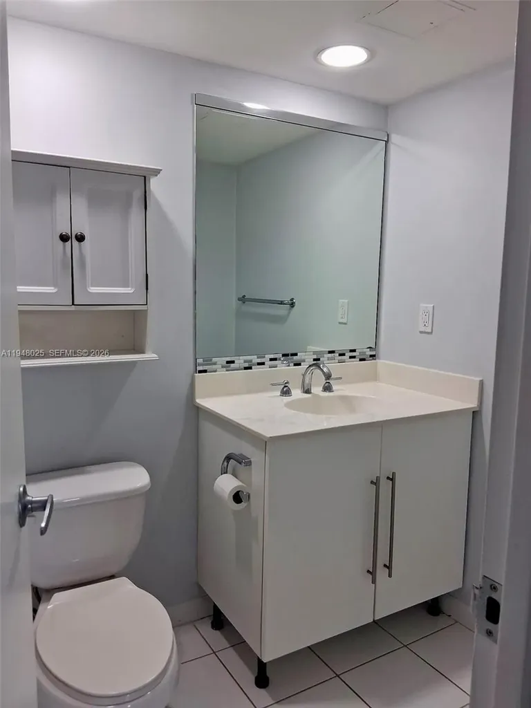 3000 S Ocean Drive Hollywood FL 33019