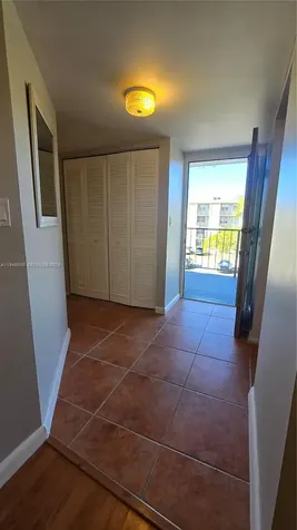 2900 NW 48th Terrace Lauderdale Lakes FL 33313