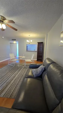 2900 NW 48th Terrace Lauderdale Lakes FL 33313
