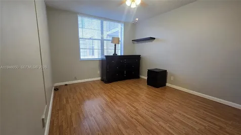 2900 NW 48th Terrace Lauderdale Lakes FL 33313