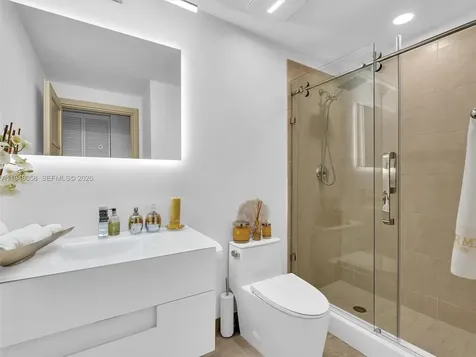 3340 NE 190th Street Aventura FL 33180