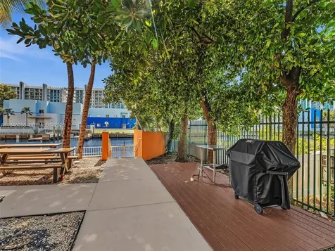 3340 NE 190th Street Aventura FL 33180