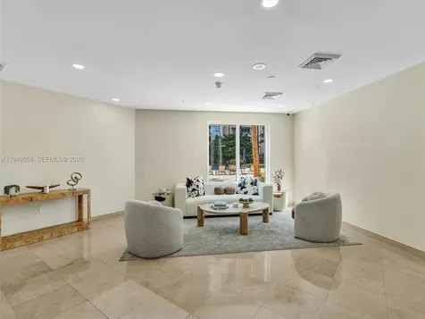 3340 NE 190th Street Aventura FL 33180