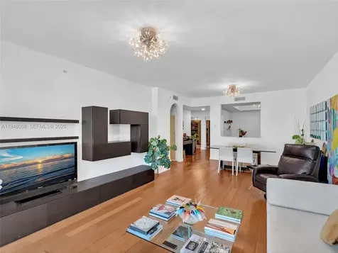 3340 NE 190th Street Aventura FL 33180
