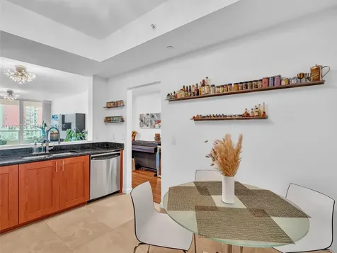 3340 NE 190th Street Aventura FL 33180