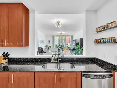 3340 NE 190th Street Aventura FL 33180