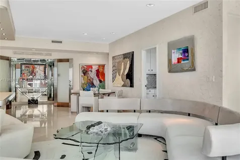 10101 Collins Avenue Bal Harbour FL 33154