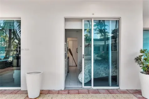 10101 Collins Avenue Bal Harbour FL 33154