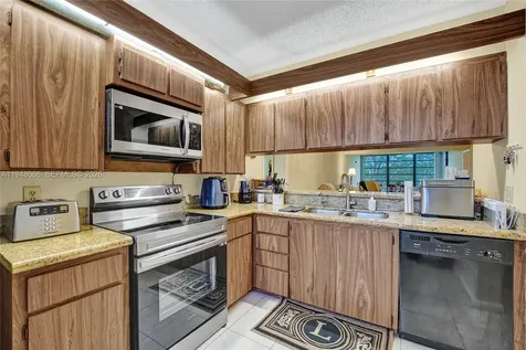 1713 Whitehall Drive Davie FL 33324