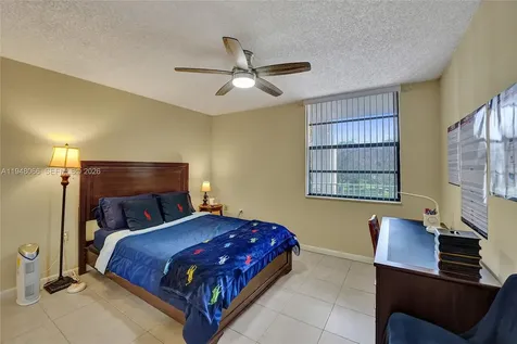 1713 Whitehall Drive Davie FL 33324