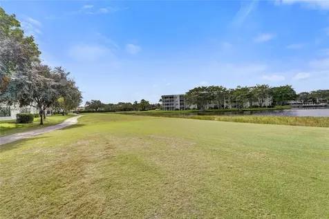 1713 Whitehall Drive Davie FL 33324