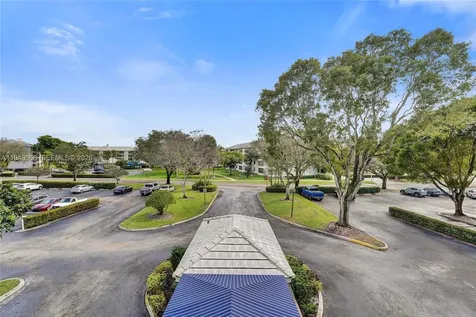 1713 Whitehall Drive Davie FL 33324