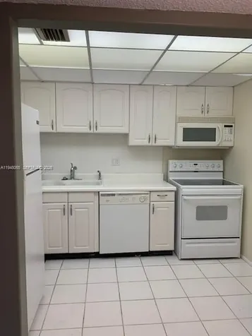 3710 Inverrary Drive Lauderhill FL 33319