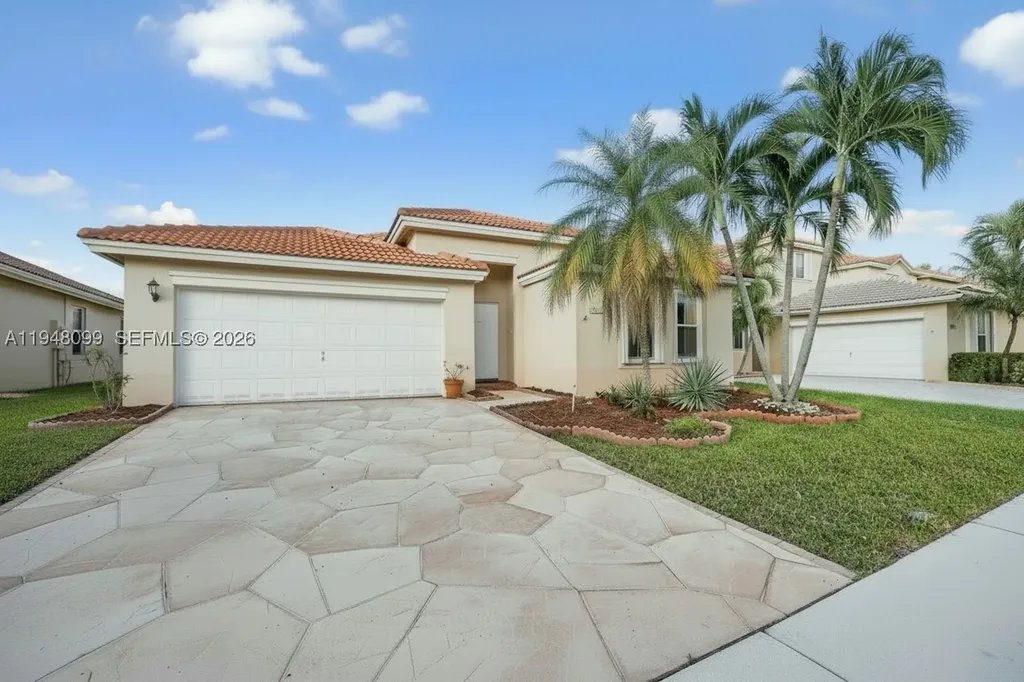 14125 S Cypress Cove Circle Davie FL 33325