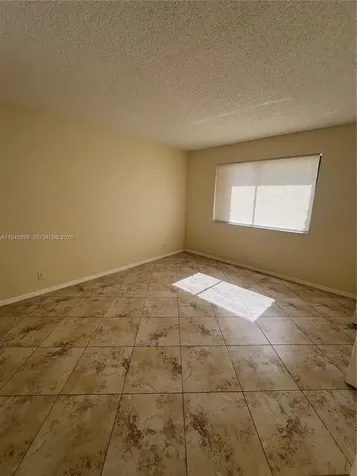379 Lakeview Drive Weston FL 33326