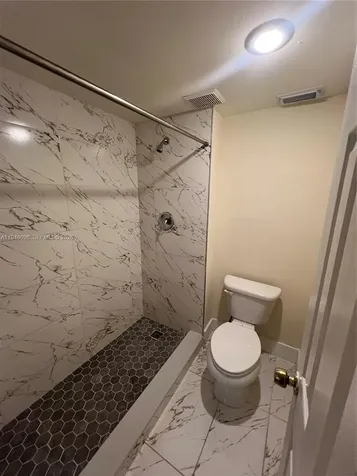 379 Lakeview Drive Weston FL 33326