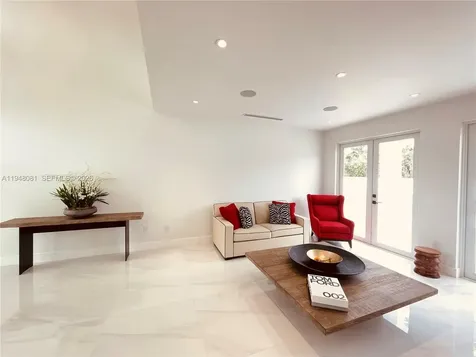 7233 SW 122nd Place Miami FL 33183