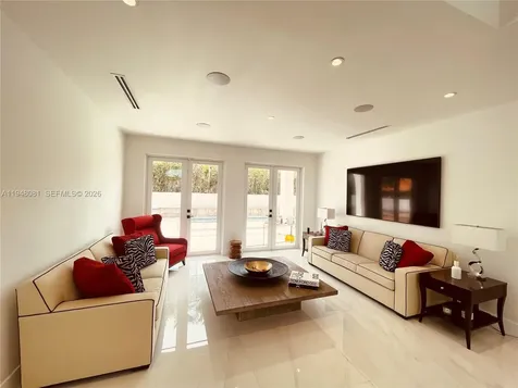 7233 SW 122nd Place Miami FL 33183