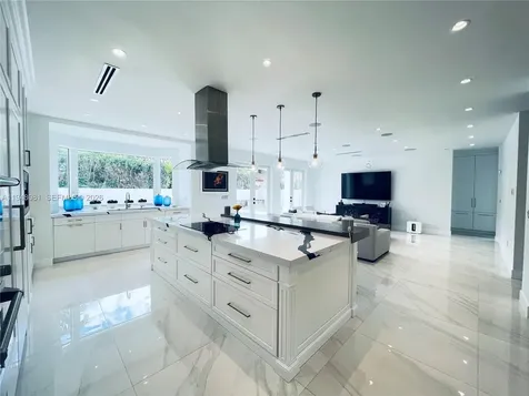 7233 SW 122nd Place Miami FL 33183