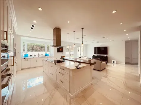7233 SW 122nd Place Miami FL 33183