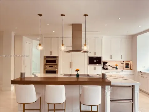 7233 SW 122nd Place Miami FL 33183