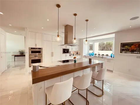 7233 SW 122nd Place Miami FL 33183
