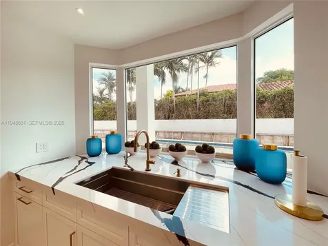7233 SW 122nd Place Miami FL 33183