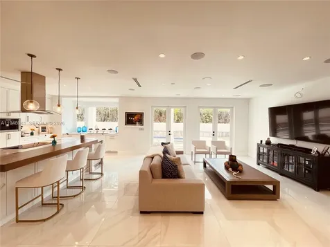 7233 SW 122nd Place Miami FL 33183