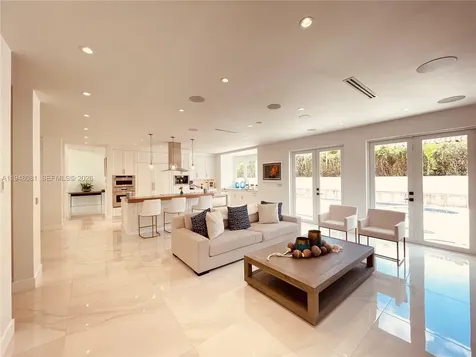 7233 SW 122nd Place Miami FL 33183
