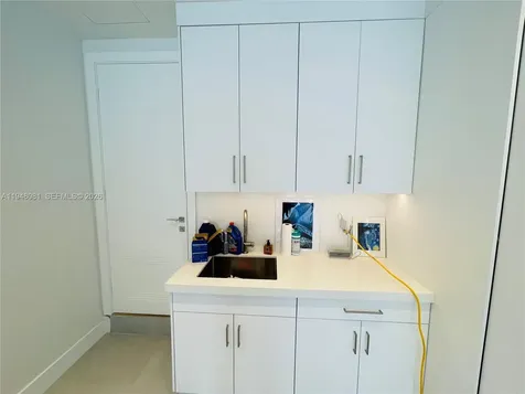 7233 SW 122nd Place Miami FL 33183